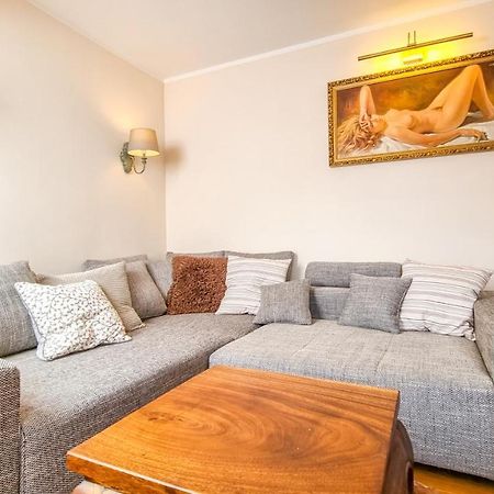 Luxurioeses Apartment Mit Parkplatz - Klimaanlage - Nahe Klinikum Coburg Dış mekan fotoğraf
